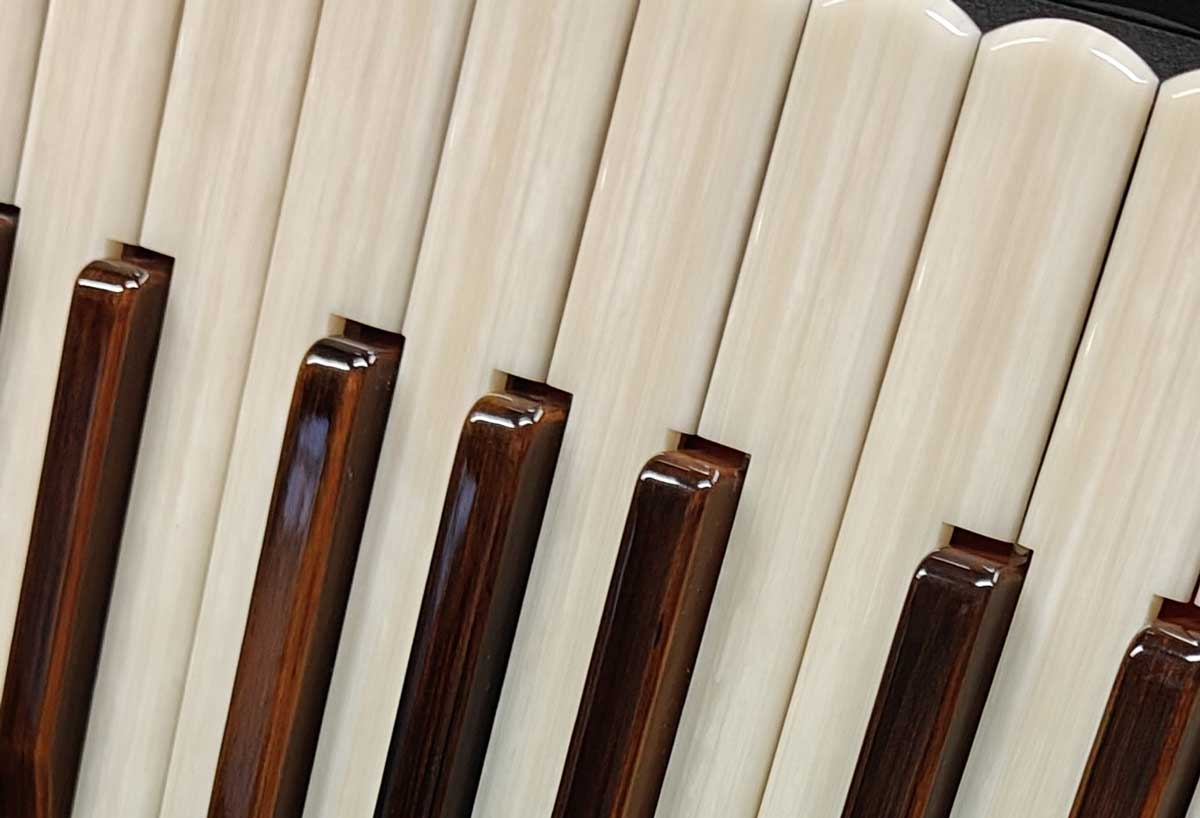 Professional Piano 37.45-TC LUXURY WOOD MAT